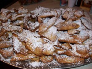 carnevale-eventi-sicilia-chiacchiere-dolce-tipico